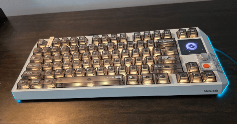 Đánh giá MelGeek Centauri 80: "Phi thuyền" cơ học cực chất nhưng có đáng tiền? 2 MelGeek Centauri 80 gây ấn tượng với tone màu Trắng - Bạc